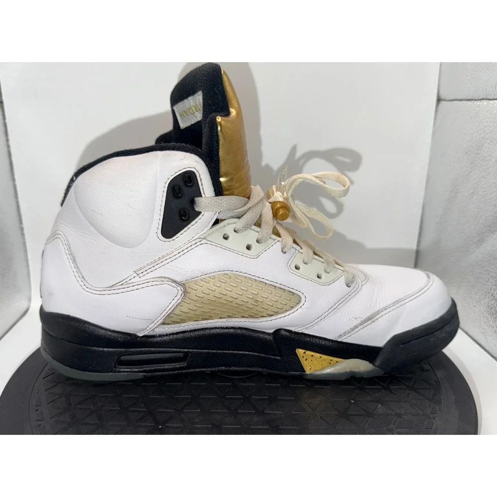 Jordan 5 Retro Olympic White Black Metallic Gold Coin 136027-133 Mens 9 Sneaker